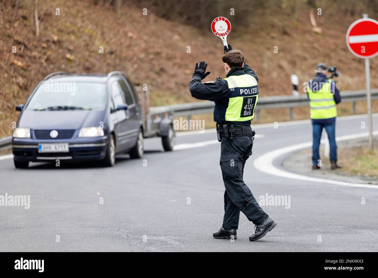 Directible hires stock photography and images Alamy