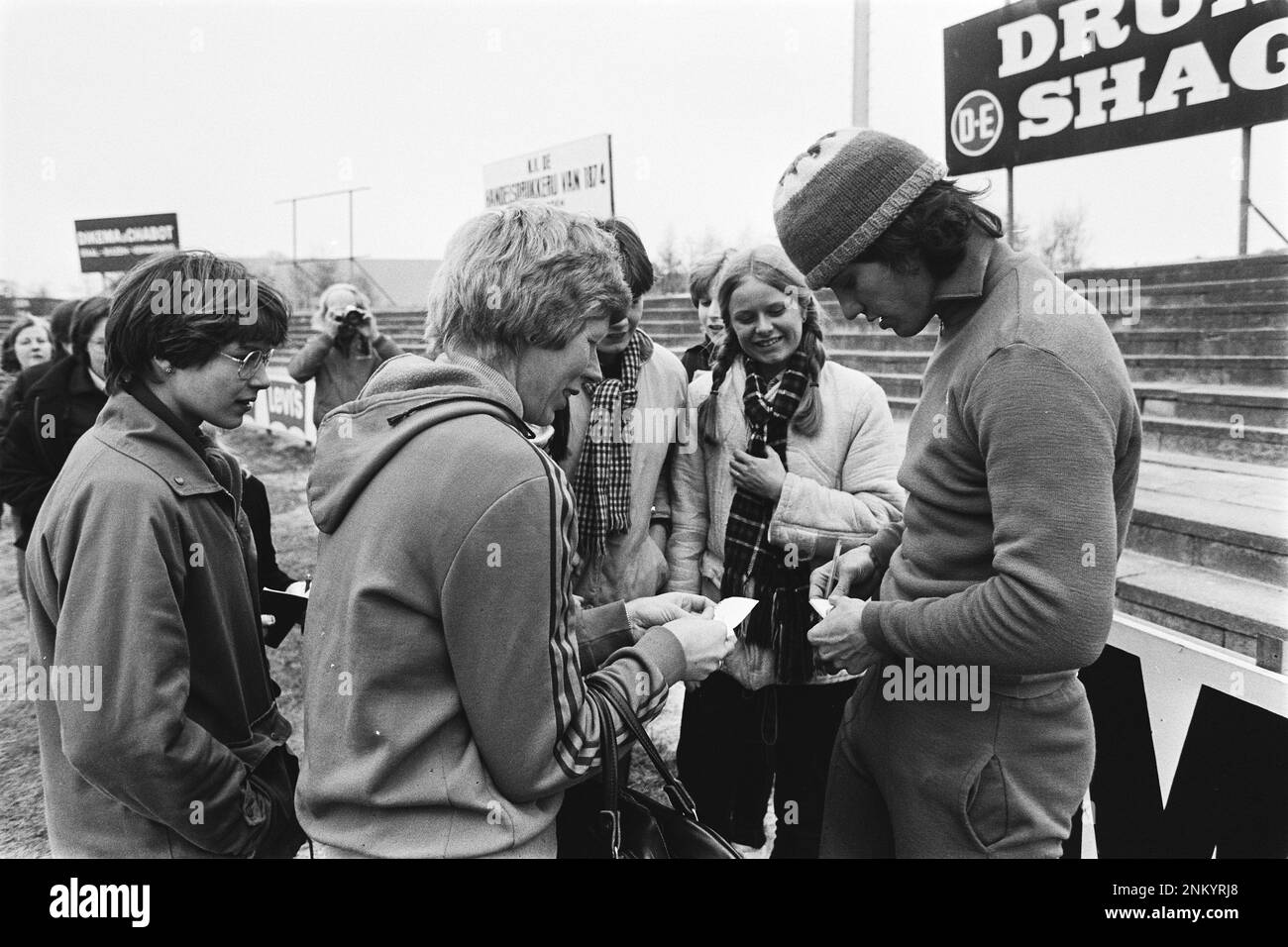 Netherlands History: Men's Allround Speed Skating World Championships in Heerenveen. Eric Heiden  signs autographs after the preparatory training ca. February 28, 1980 Stock Photo
