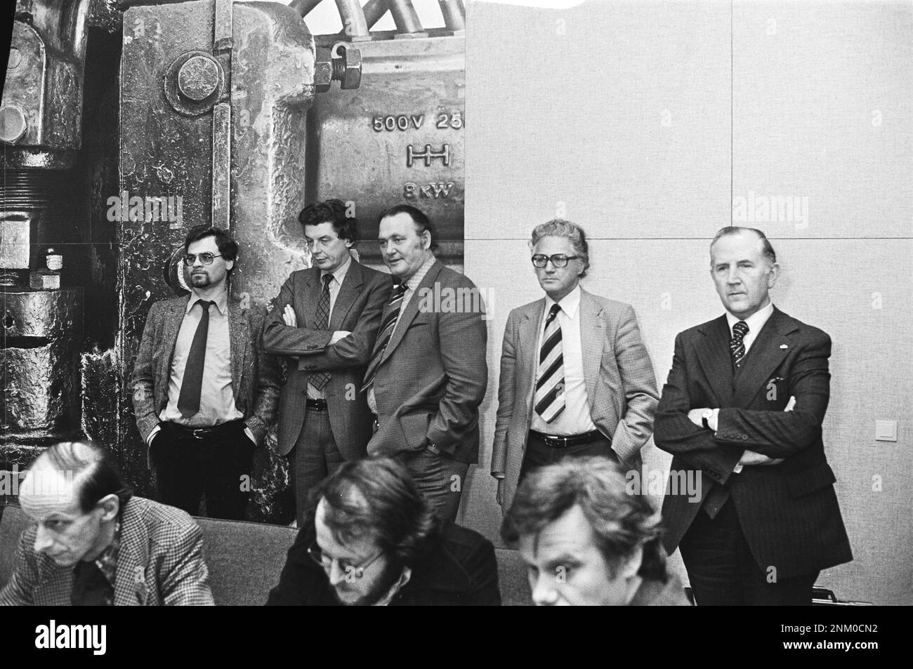 Netherlands History: Pay negotiations with the government in SER The Hague; Kok (FNV), v.d. Meulen (chairman CNV) and v. Veen (chairman VNO ca. January 10, 1980 Stock Photo