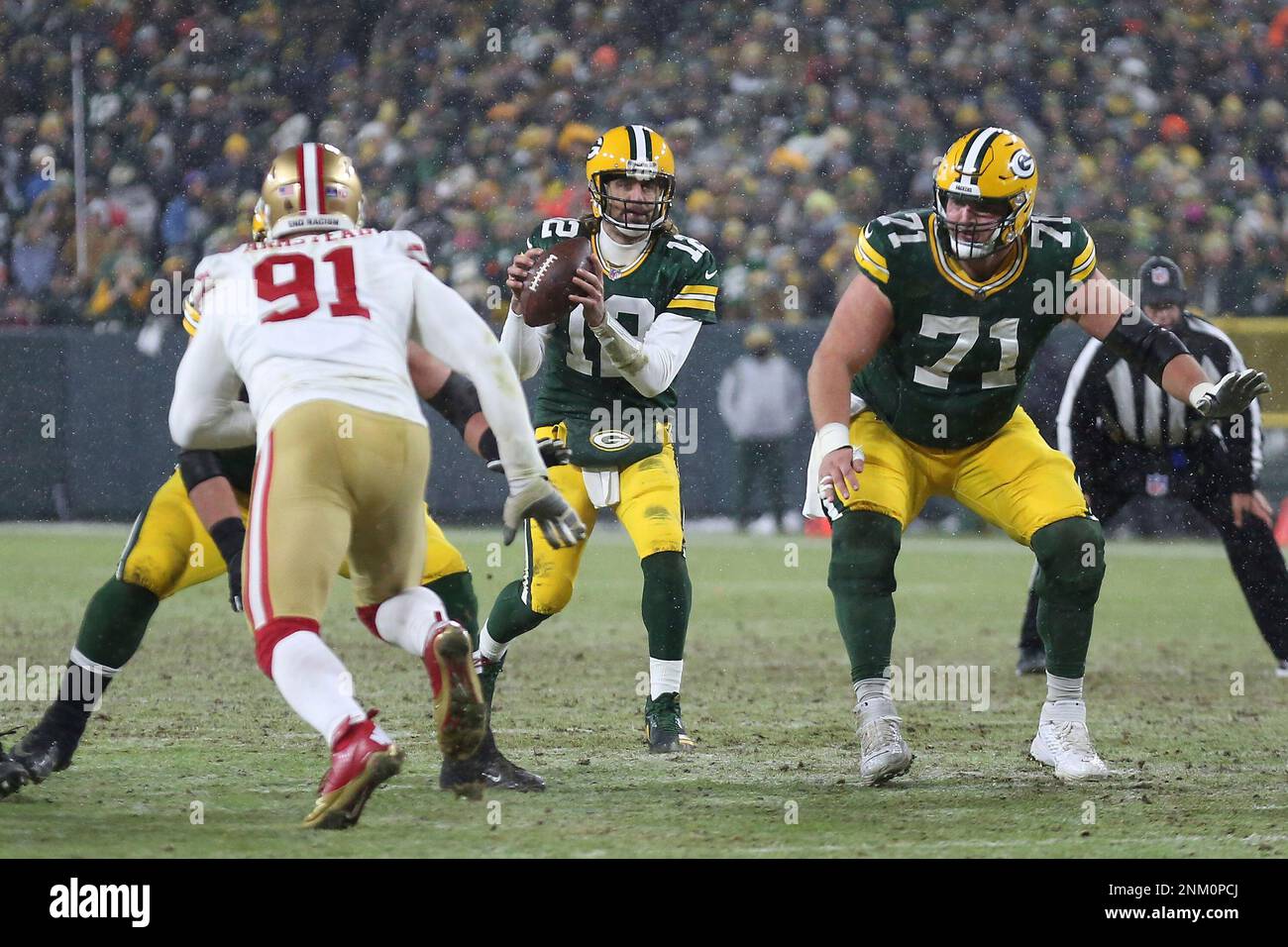 Green Bay, Wisconsin, USA. 22nd Jan, 2022. Green Bay Packers quarterback  Aaron Rodgers (12) during the NFL divisional playoff football game between  the San Francisco 49ers and the Green Bay Packers at