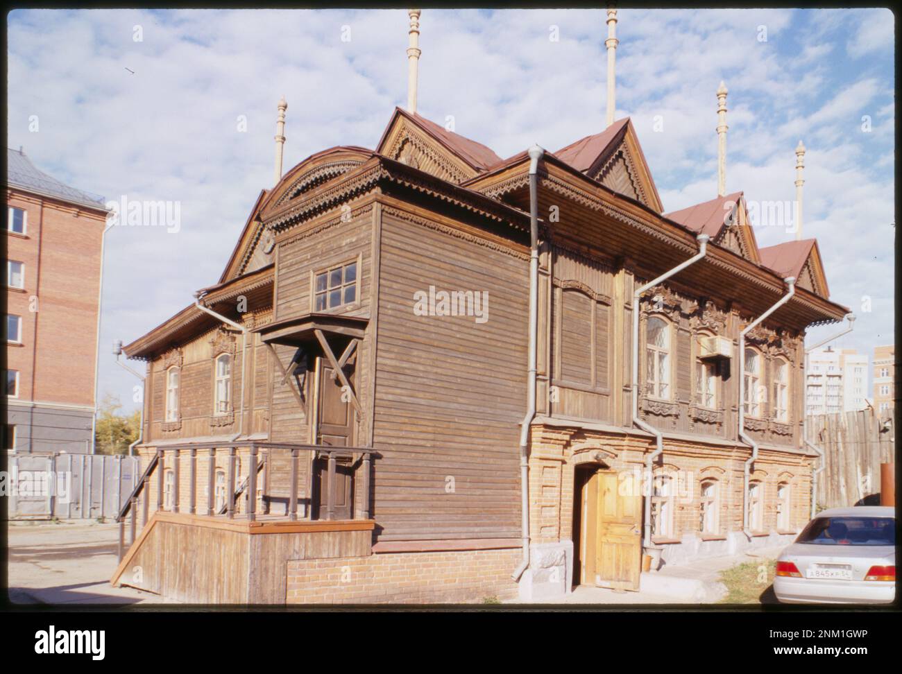 Log house, Krasnoiarsk Street 3 (about 1900), Novosibirsk, Russia