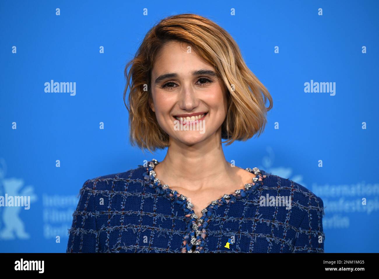 Berlin, Germany. 24th Feb, 2023. Linda Caridi, actress, arrives for the Photo Call of the film 'L'Ultima Notte di Amore' (Last Night of Amore), screening in the Berlinale Special Gala section of the Berlinale. The 73rd International Film Festival will take place in Berlin from 16 - 26.02.2023. Credit: Monika Skolimowska/dpa/Alamy Live News Stock Photo