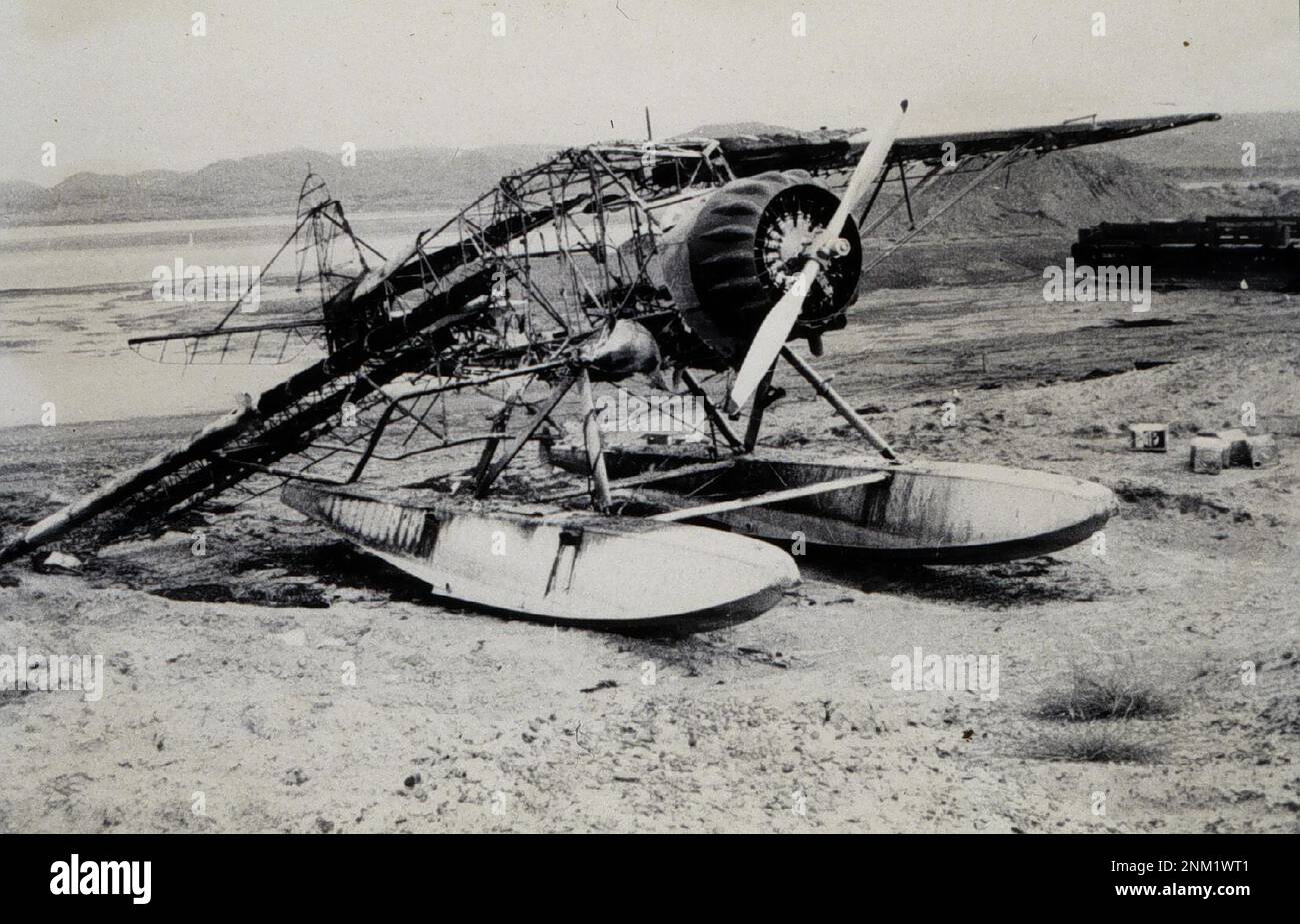 William Husemeyer's Stinson SR-5 Reliant, burned at Platinum, Alaska. Triangulation party of A. Newton Stewart. Southwest Alaska.  ca.  1948 Stock Photo