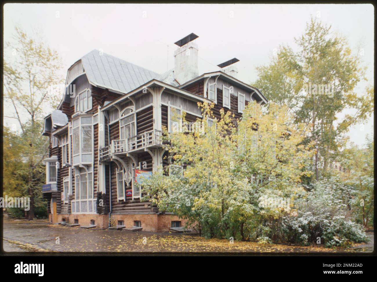 Andrei D. Kriachkov house (around 1910), Tomsk, Russia. Brumfield photograph collection. Log buildings,Russia Federation,1990-2000. , Russia Federation,Tomskaia oblast  ,Tomsk. Stock Photo