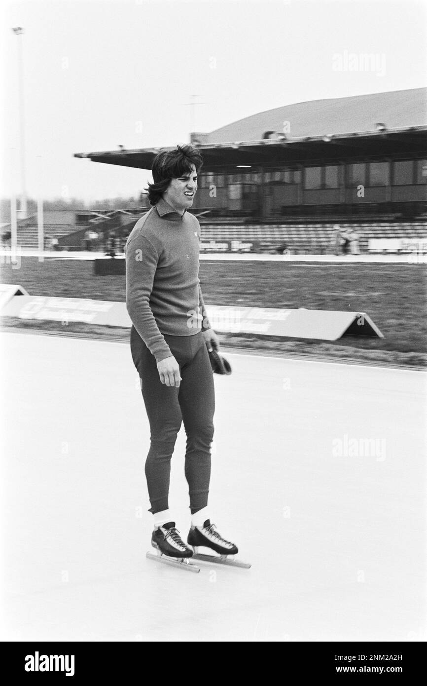Netherlands History: Men's Allround Speed Skating World Championships in Heerenveen. Eric Heiden during the preparatory training sessions. ca. February 28, 1980 Stock Photo