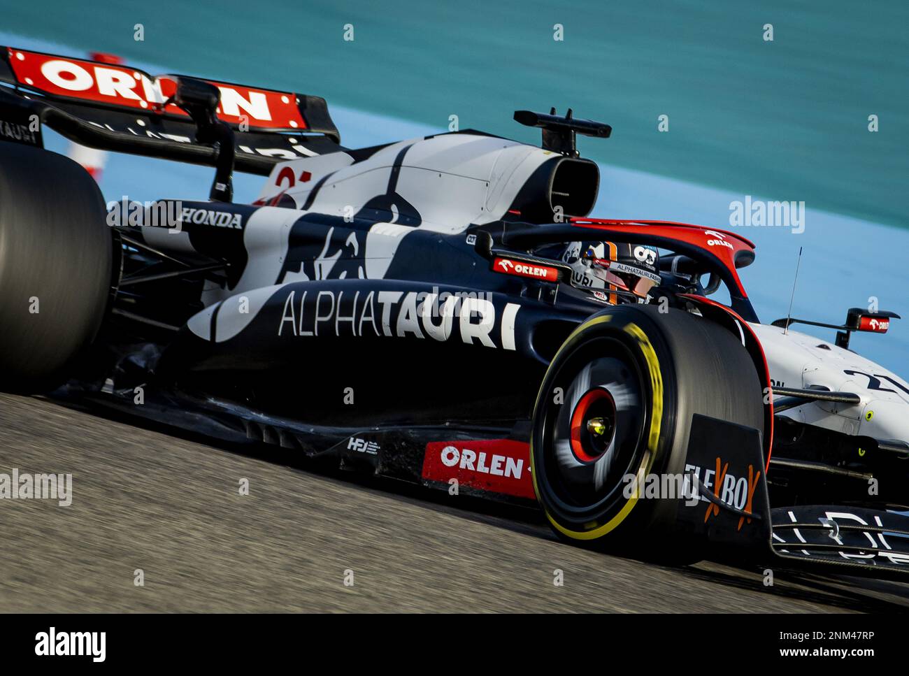 BAHRAIN - Nyck de Vries (AlphaTauri) during the second day of testing at the Bahrain International Circuit ahead of the start of the Formula 1 season. ANP SEM VAN DER WAL netherlands out - belgium out Credit: ANP/Alamy Live News Stock Photo