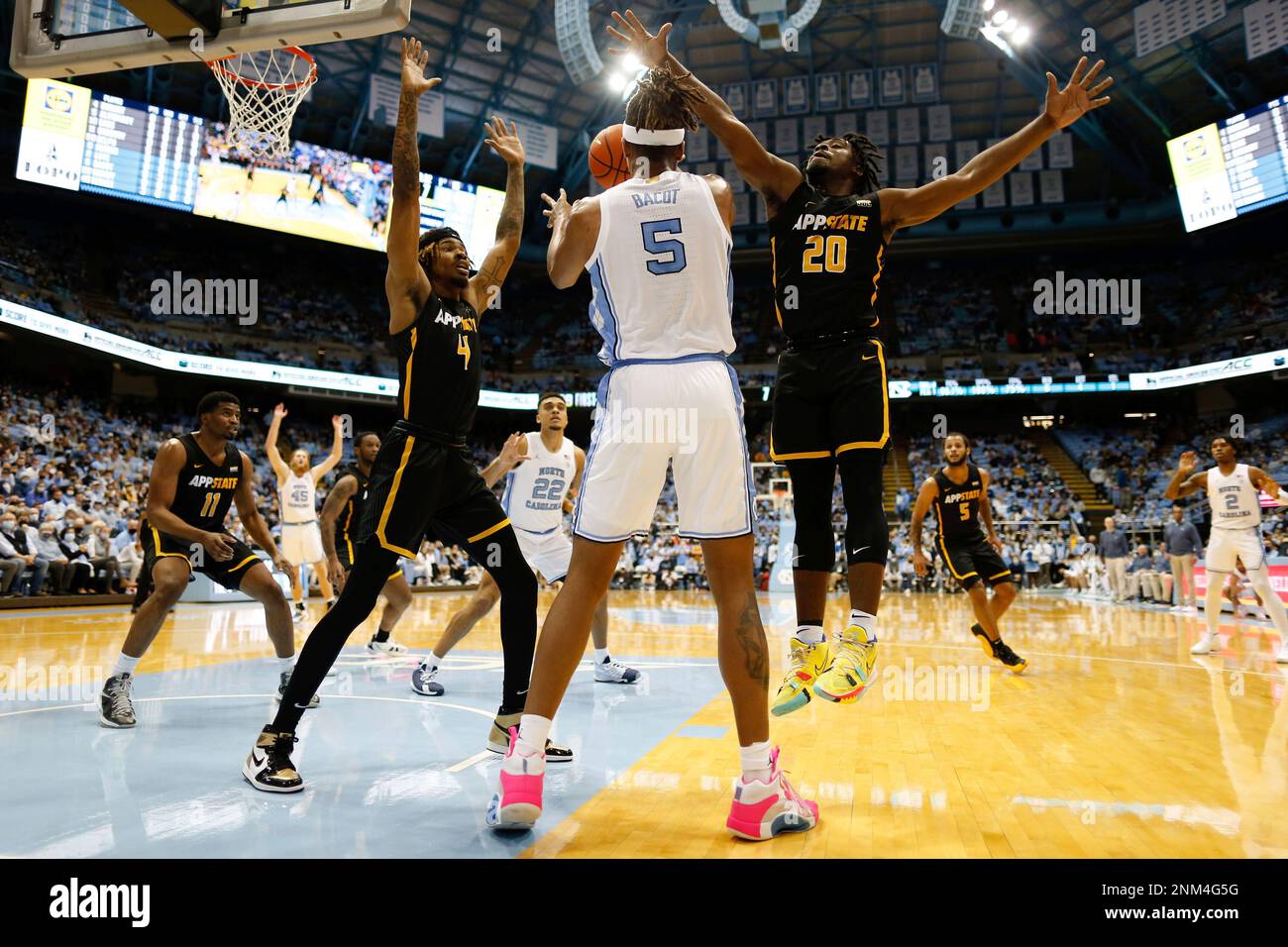 December 21, 2021: North Carolina Tar Heels forward Armando Bacot (5 ...