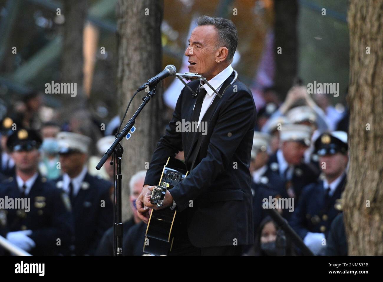 Photo by NDZ/STAR MAX/IPx 2021 12/16/21 Bruce Springsteen sells his