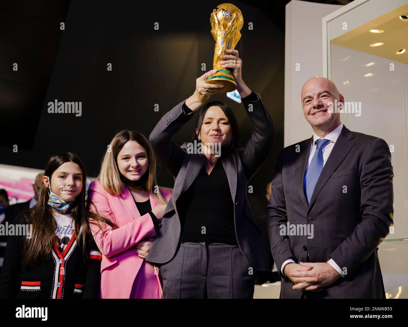 Federica CappellettiRossi, center, holds the original World Cup trophy