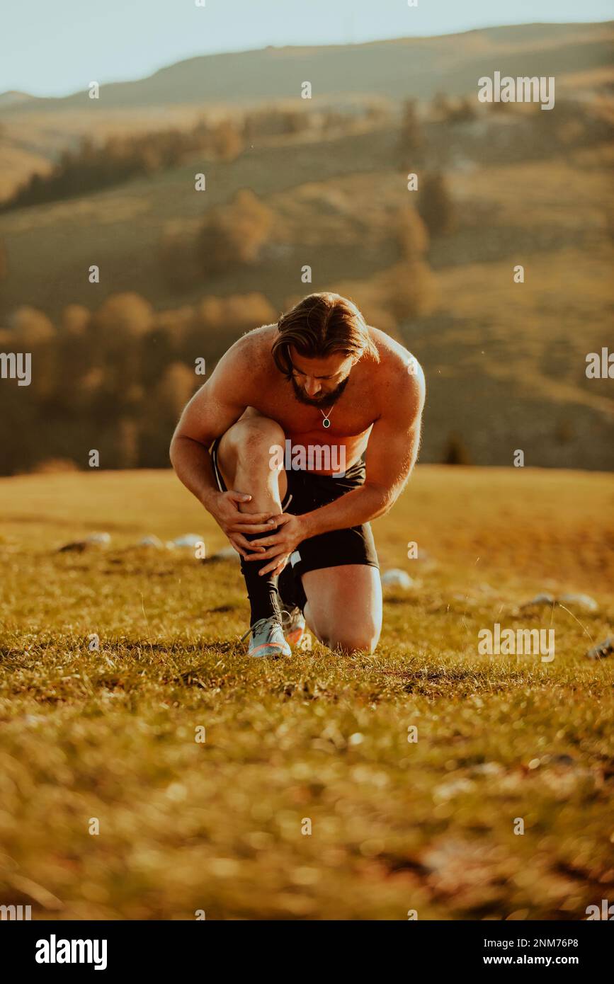 Muscle contraction and relaxation hi-res stock photography and images ...
