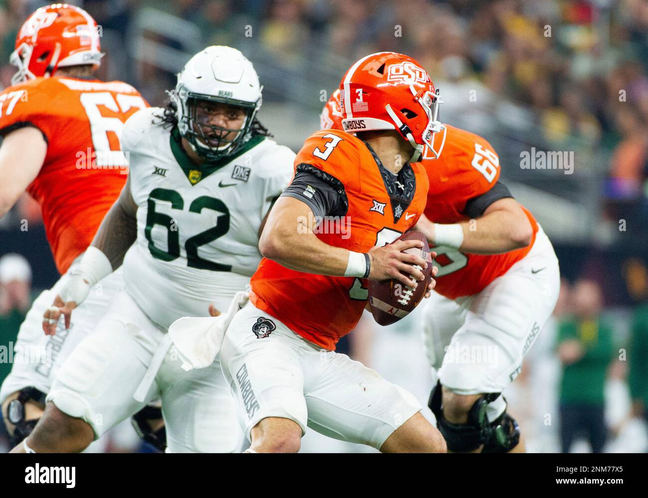 December 4 2021 Baylor Bears defensive tackle Siaki Ika (62) chases