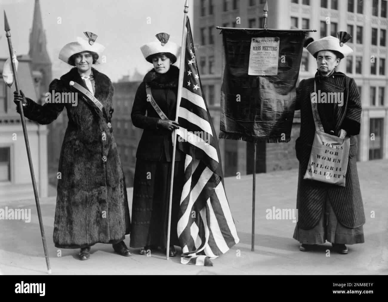 American Suffragettes Jessie Belle Hardy Stubbs MacKaye, Ida Craft, and Rosalie Jones Stock Photo