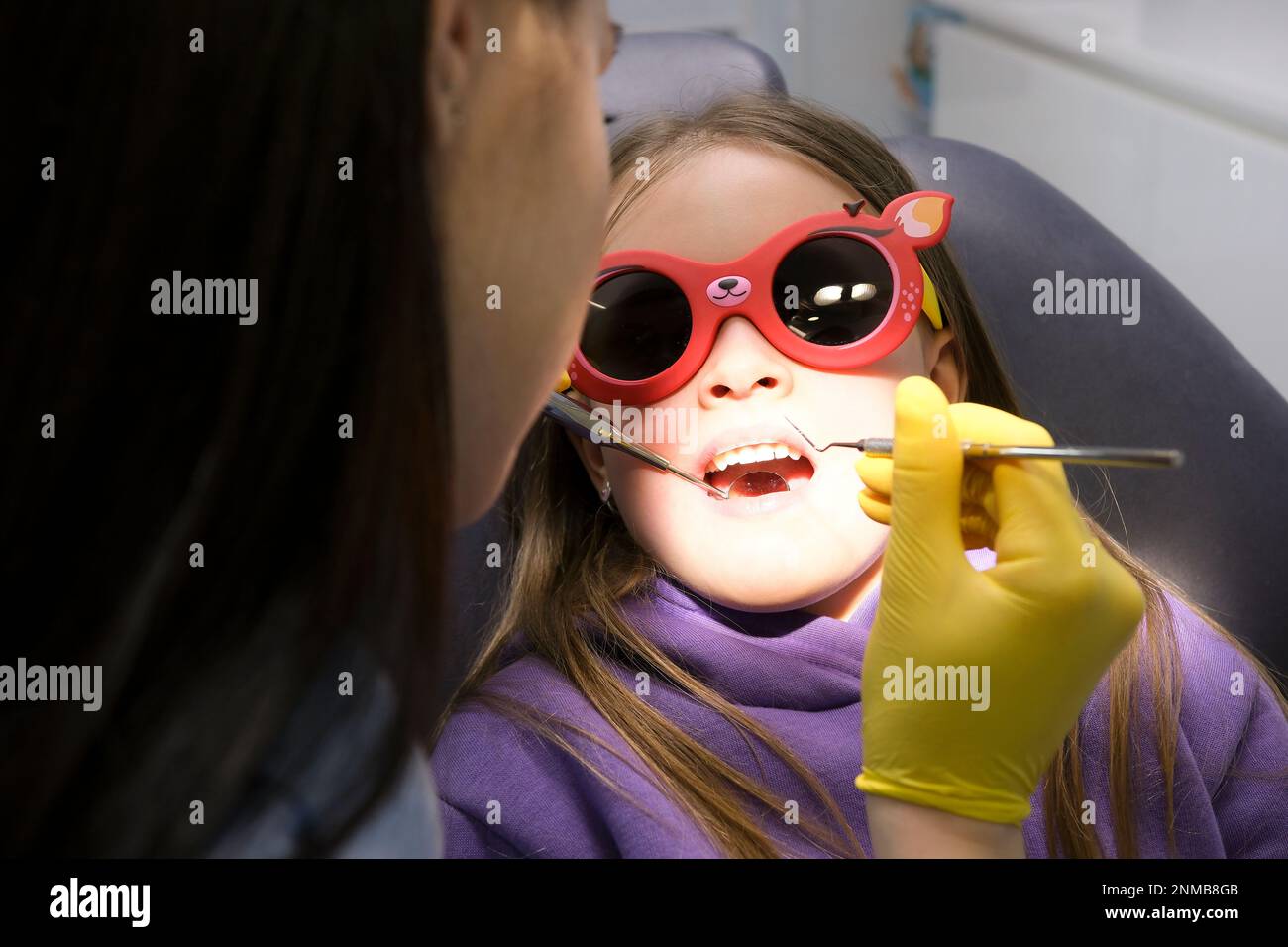 dental filling in children milk teeth deteriorate quickly dentist blows