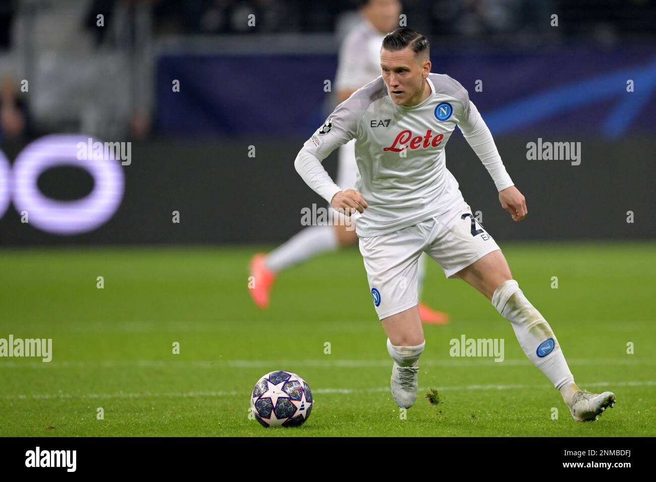 Piotr Zielinski Durante Jogo Uefa Champions League 2023 Entre Braga —  Fotografia de Stock Editorial © mrogowski_photography #677115976