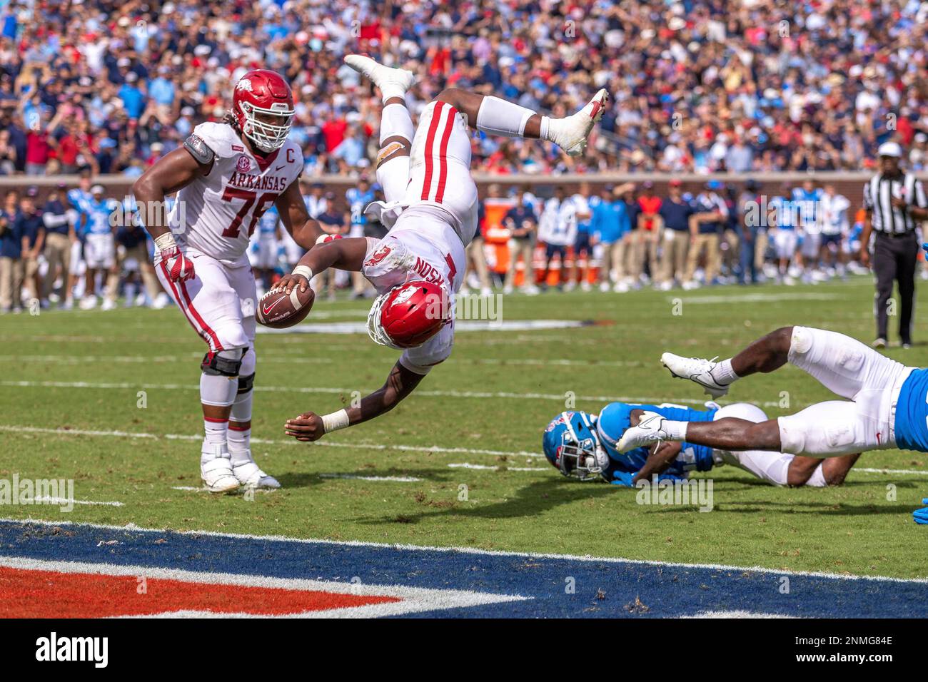 OXFORD, MS OCTOBER 9 Arkansas Razorbacks quarterback KJ Jefferson