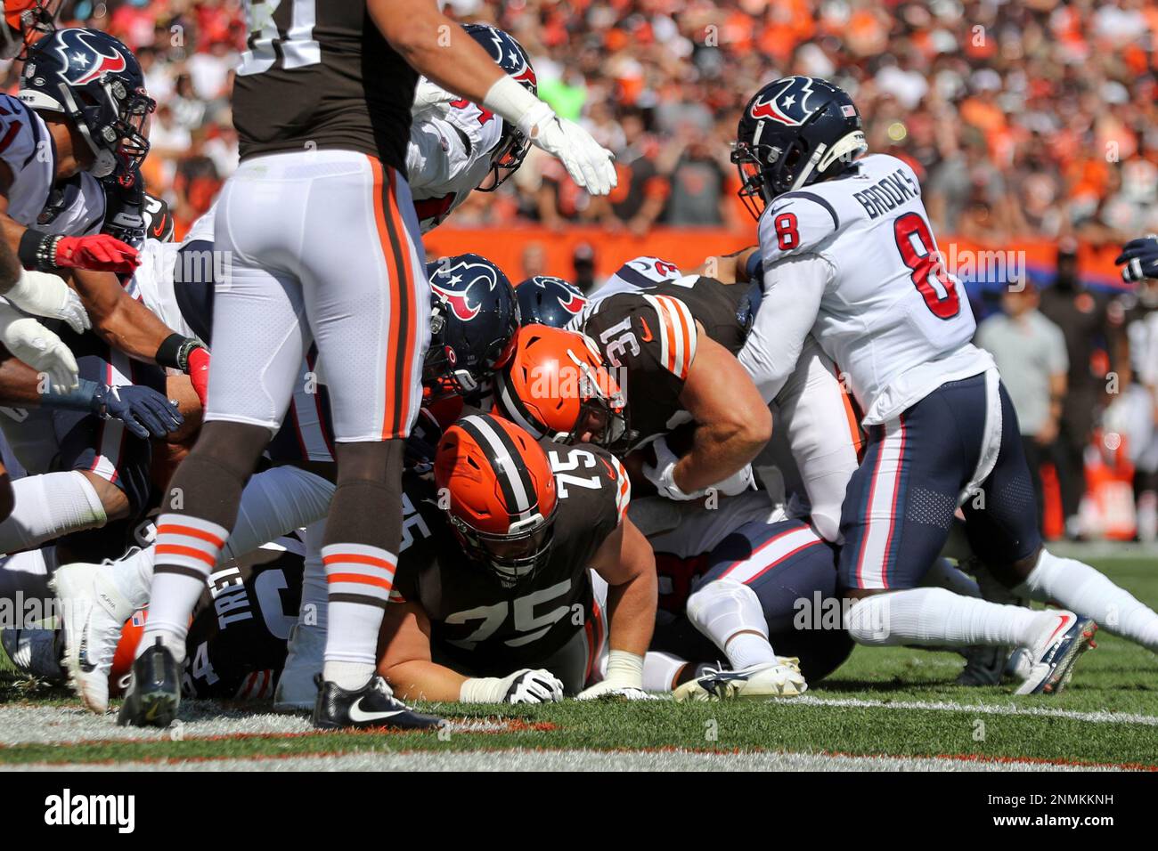 How Andy Janovich And Austin Hooper Elevated The Browns Run Game