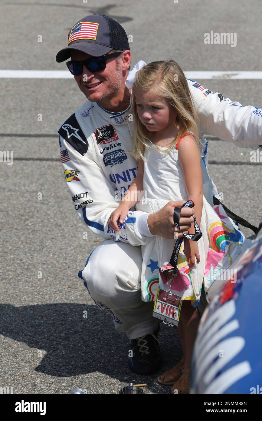 RICHMOND, VA SEPTEMBER 11 Dale Earnhardt Jr. (8) Unilever United For