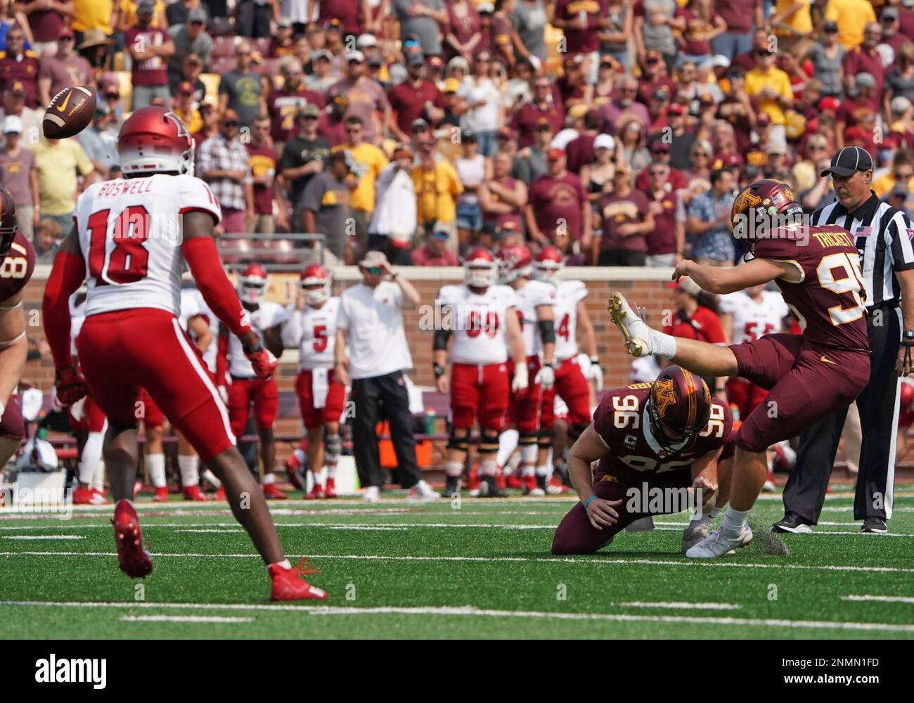 MINNEAPOLIS, MN SEPTEMBER 11 Minnesota Golden Gophers kicker Matthew