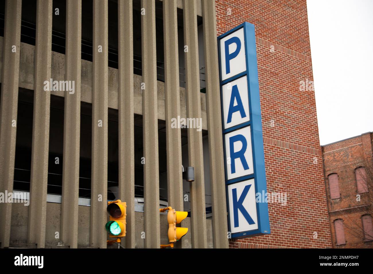 Sign Parking garage road sign in public blue urban city Stock Photo