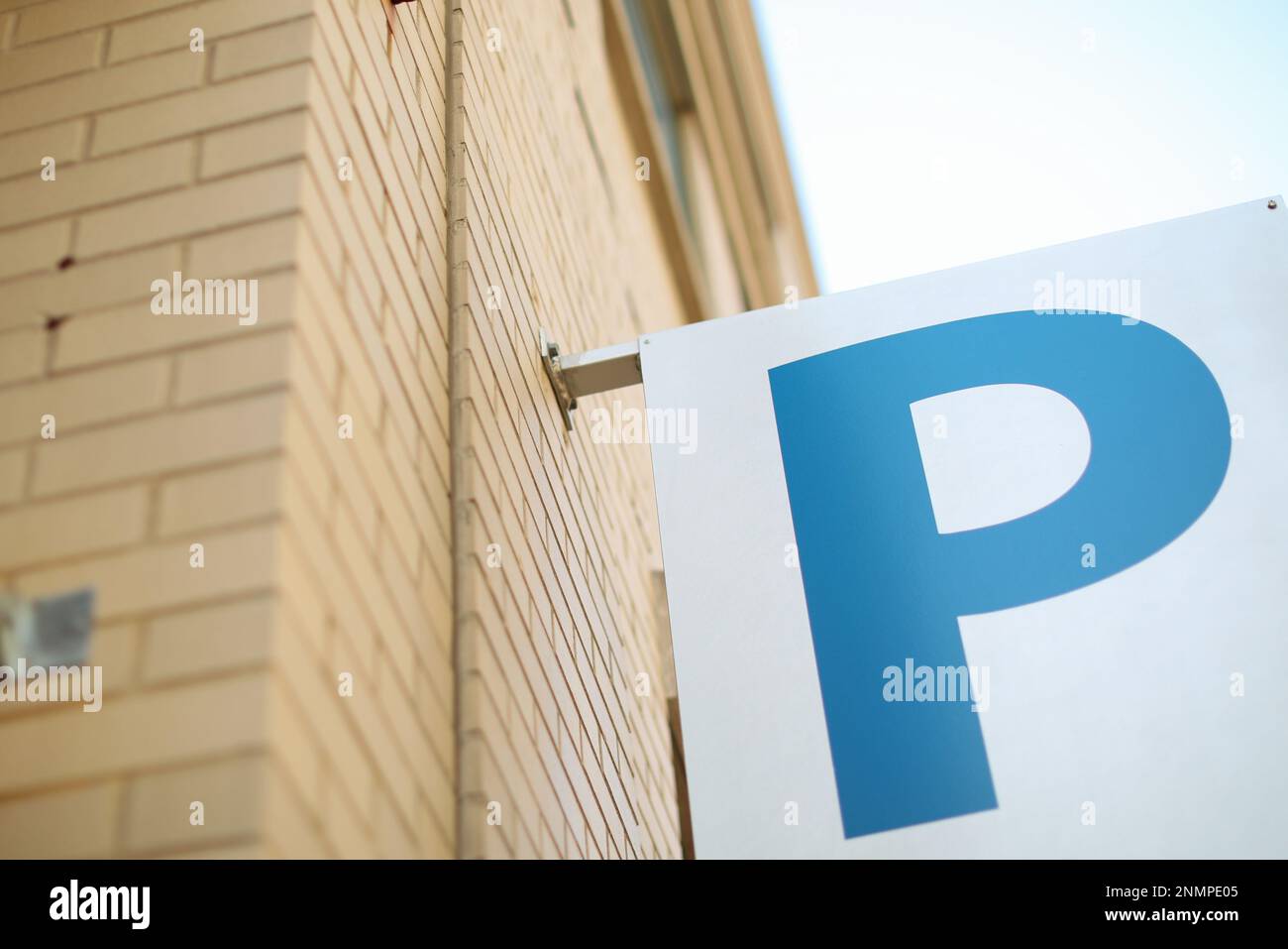 Sign Parking garage road sign in public blue urban city Stock Photo Alamy