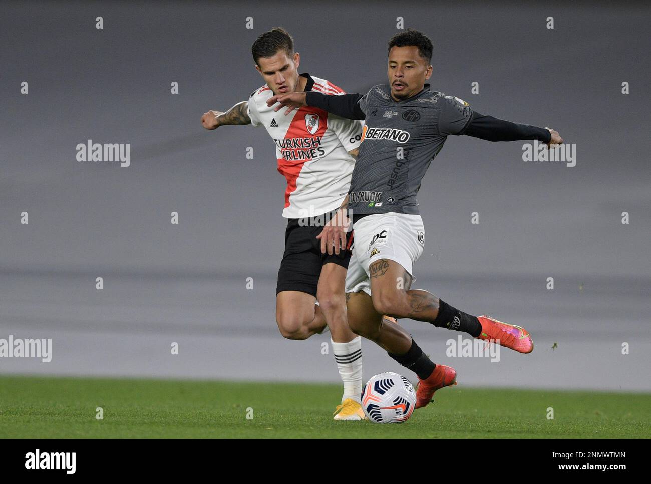 BRUNO DIFERENTE QUER A MINEIRA 