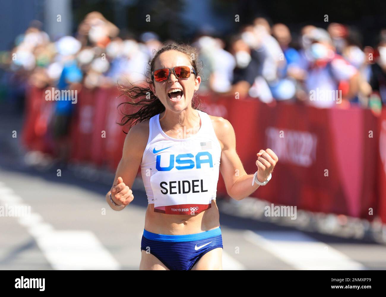 USA's SEIDEL Molly reacts as she goals the Women's marathon of Tokyo