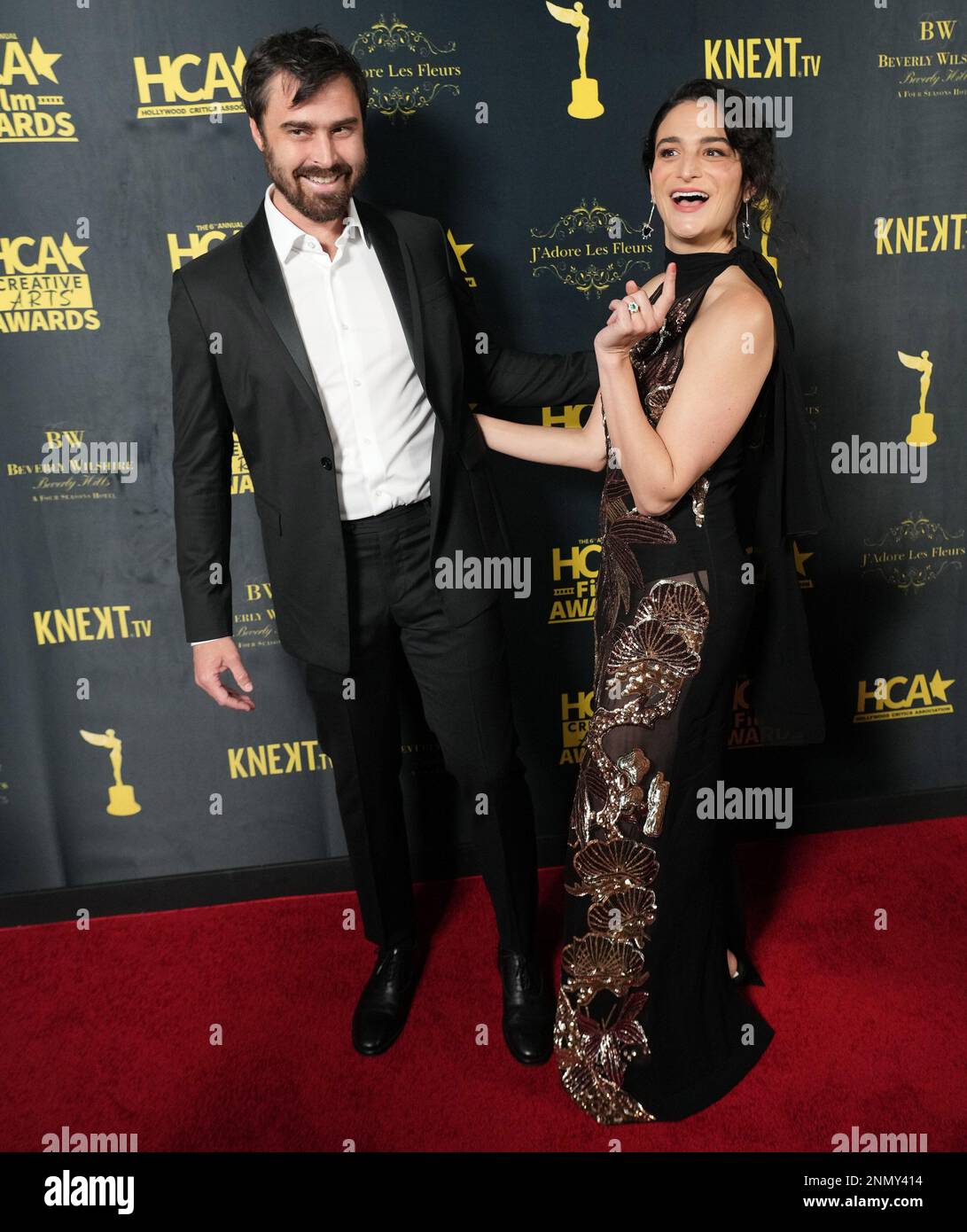 (L-R) Ben Shattuck and Jenny Slate at the 2023 HCA Film Awards held at ...