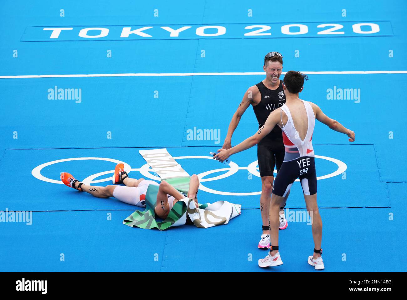 Great Britain's YEE Alex and New Zealand's WILDE Hayden celebrate while