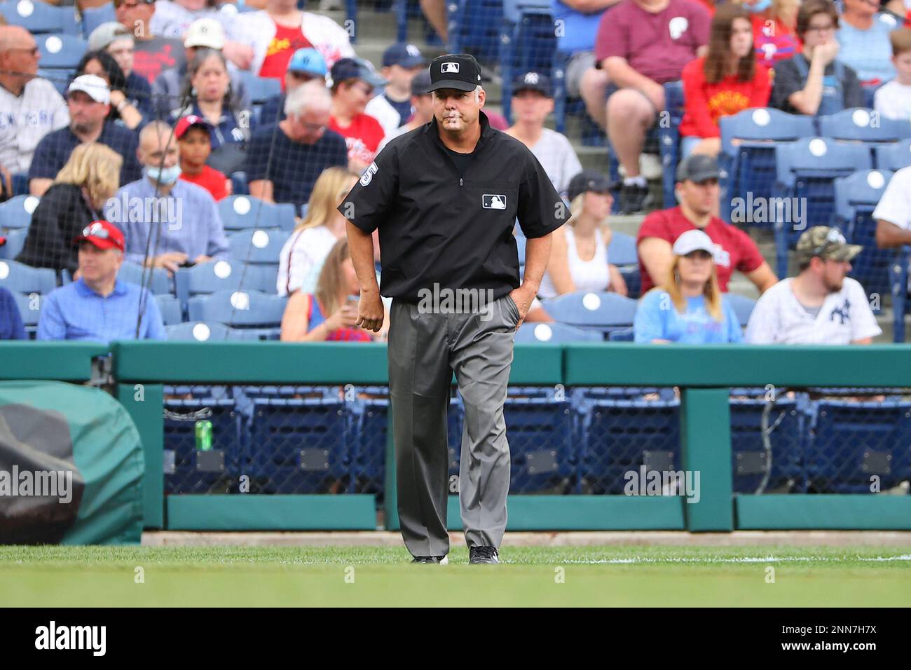 PHILADELPHIA, PA - JUNE 12: New York Yankees third baseman Gio