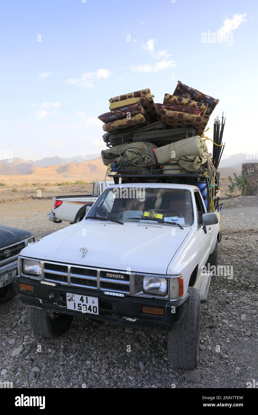 Toyota Land Cruiser used by trekking guides, Wadi Barwas, Al-Sharat, Wadi Araba Desert, south-central Jordan, Middle East. Stock Photo