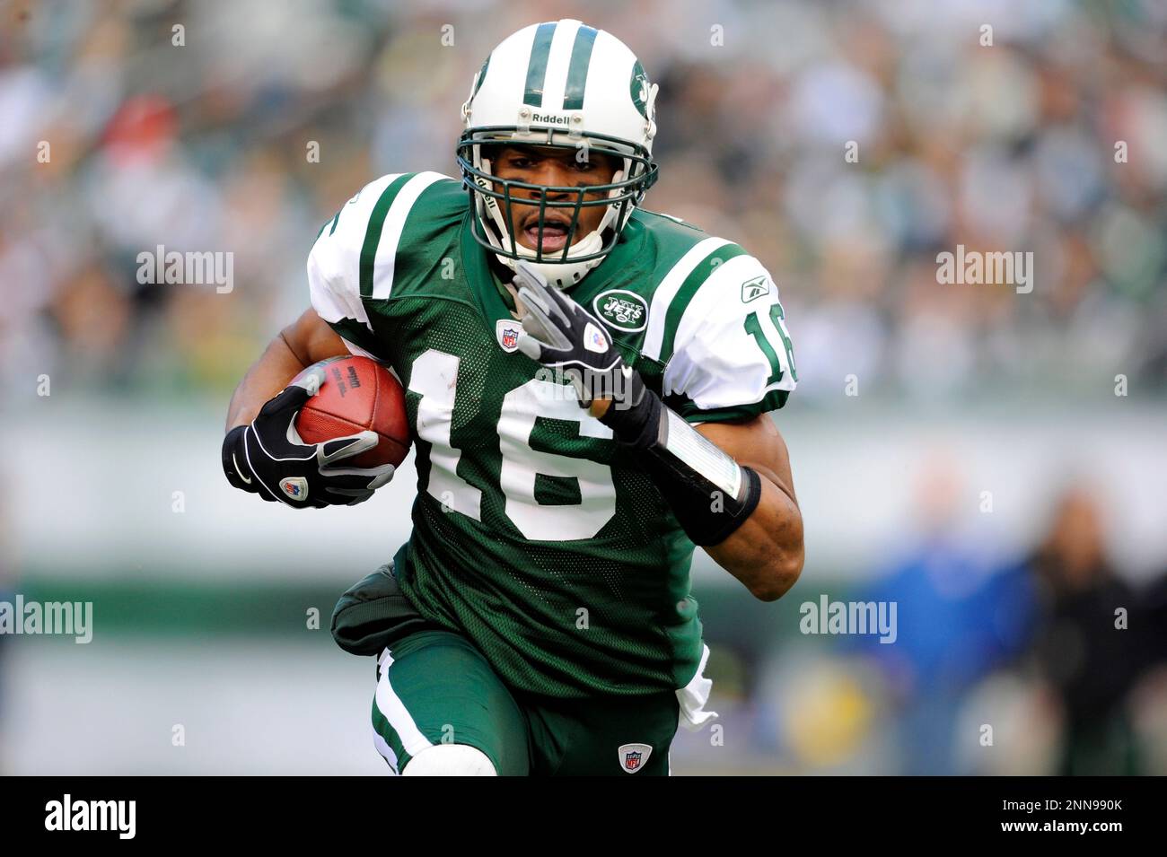 02 January 2011: New York Jets wide receiver Brad Smith (16) runs the  wildcat play during the first half of the game at the New Meadowlands  Stadium in East Rutherford, New Jersey. (