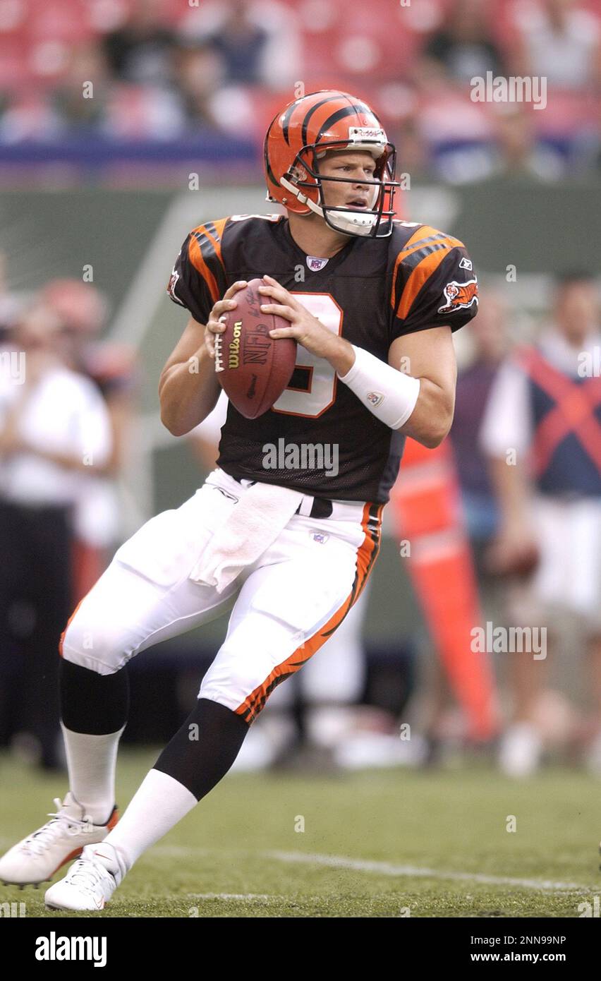 10 August 2003: Jon Kitna of the Cincinnati Bengals during the Jets 28-13  preseason victory over the Bengals at the Meadowlands in East Rutherford,  New Jersey. (Icon Sportswire via AP Images Stock Photo - Alamy