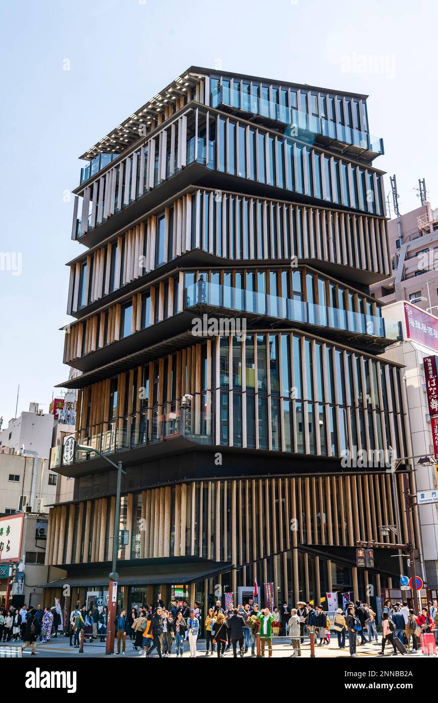 Tokyo. Asakusa Culture Tourist Information Center designed by Kengo Kuma  using horizontal slices to divide the 8 storeys and wooden louvres for  shade Stock Photo - Alamy