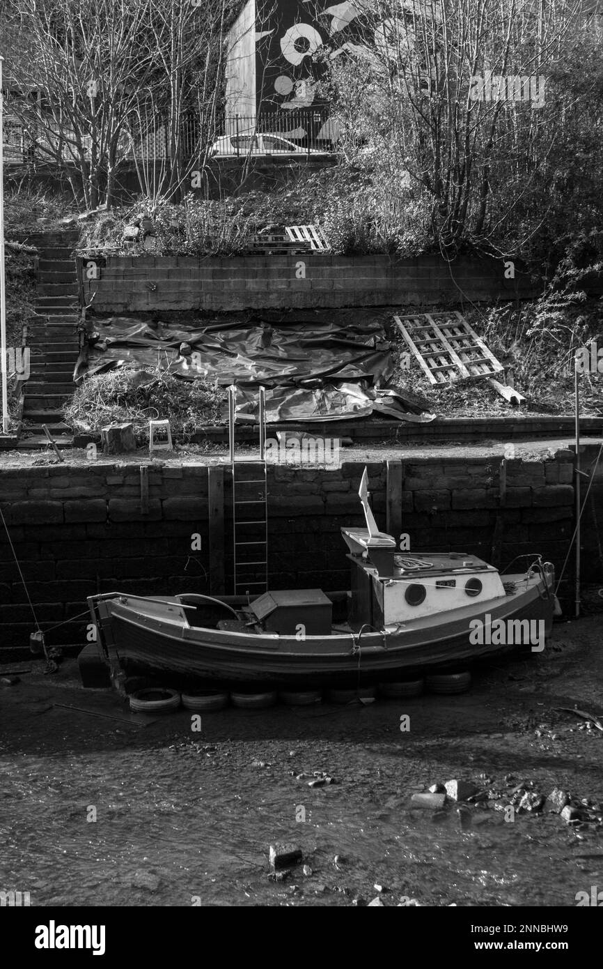 Small tug boat Black and White Stock Photos & Images - Alamy