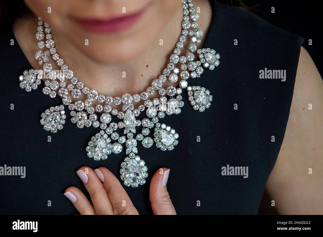Sell diamond shop necklace