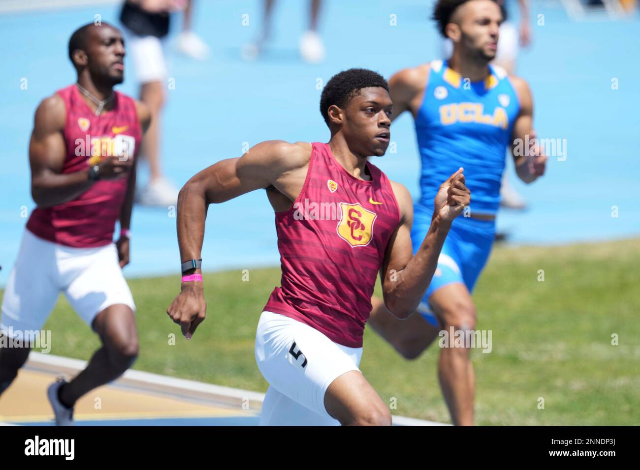 Brian Herron of Southern California wins the 400m in 46.38 during a