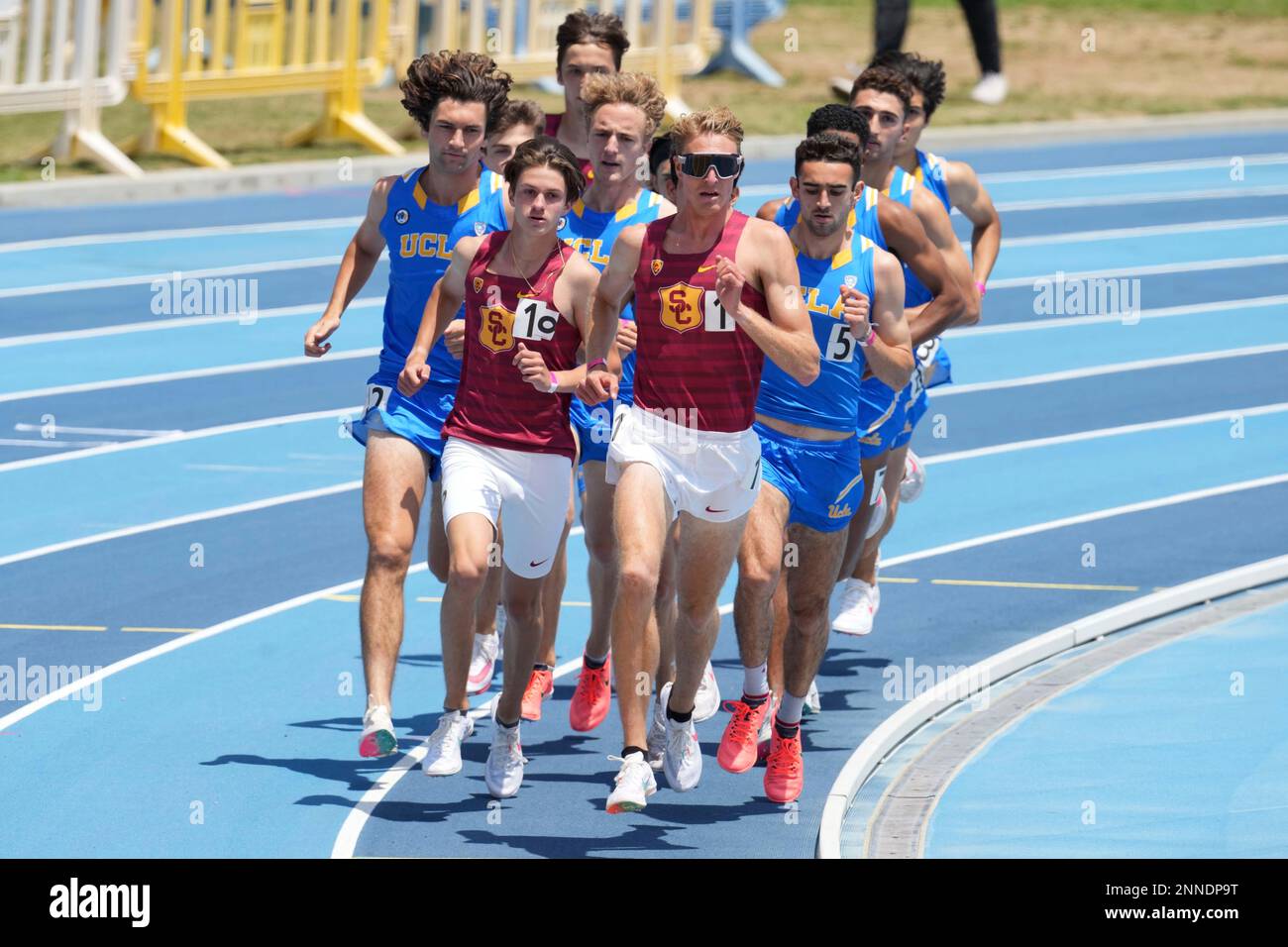 Gleason of Southern California wins the 1,500m in 346.61 during