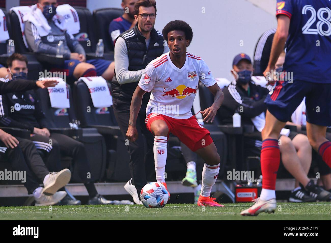 HARRISON, NJ - MAY 01: New York Red Bulls defender Kyle Duncan (6 ...
