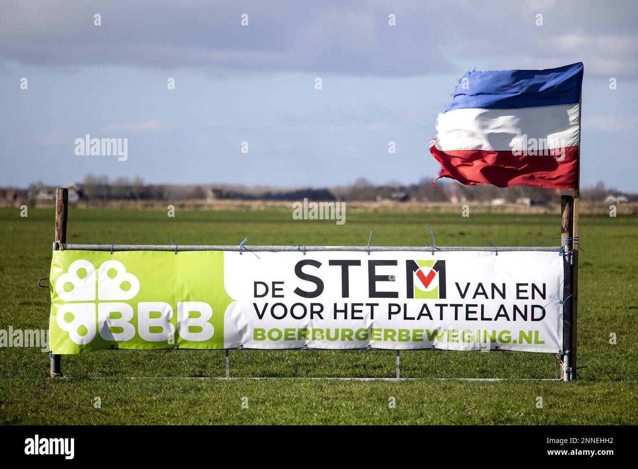 MONNICKENDAM - Election boards of the BoerBurgerBeweging in the run-up to the Provincial Council elections. ANP RAMON VAN FLYMEN netherlands out - belgium out Stock Photo