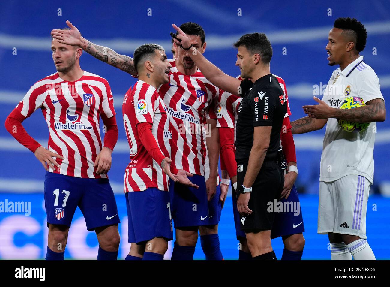 Who is Jesús Gil Manzano, the referee for Barcelona vs Real Madrid