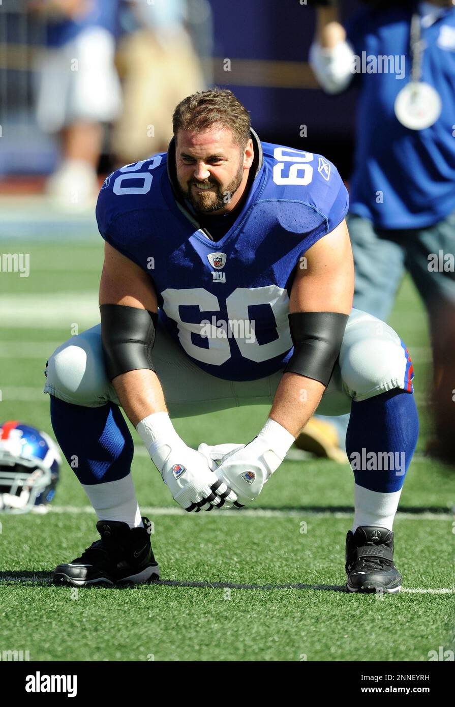 13 September 2009: New York Giants center Shaun O'Hara (60) during the  Giants 23-17 win over the Redskins at Giants Stadium in East Rutherford, NJ  (Icon Sportswire via AP Images Stock Photo - Alamy