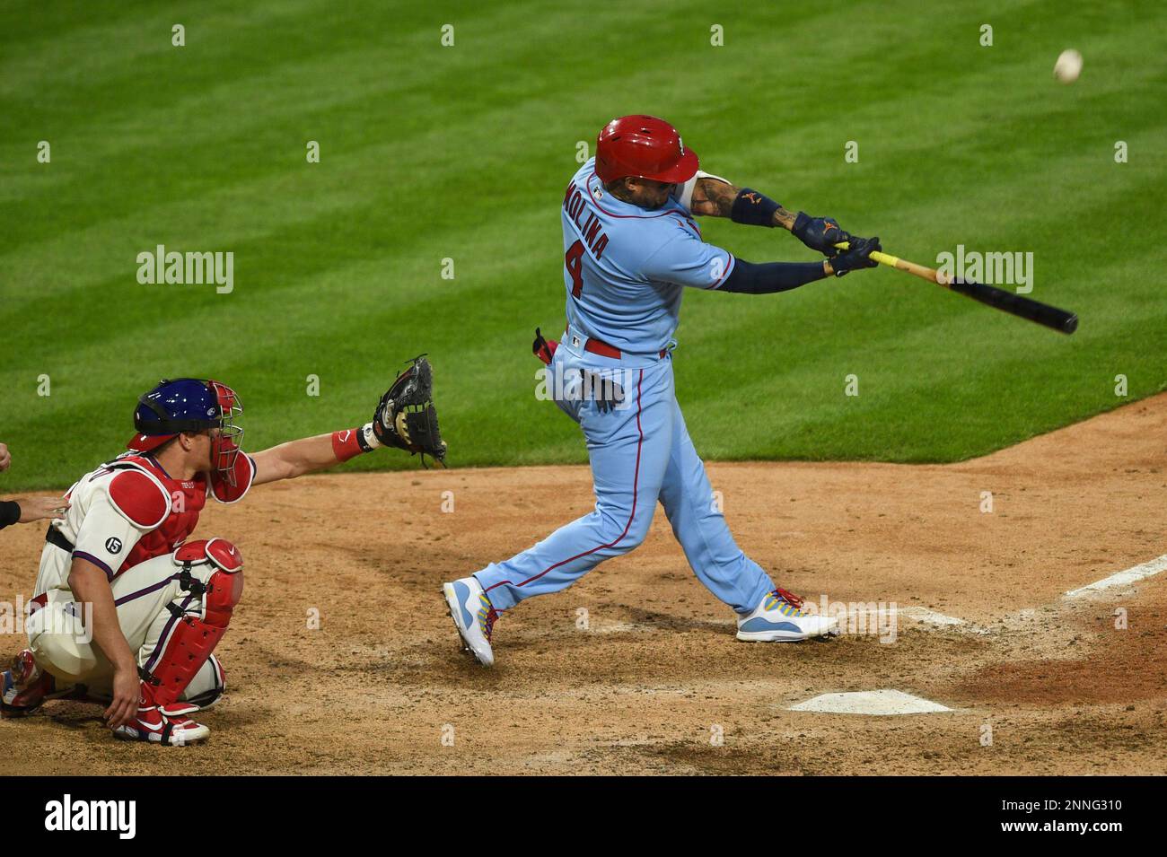 PHILADELPHIA, PA - APRIL 17: St. Louis Cardinals pitcher Kwang Hyun Kim  (33) delivers during the Major League Baseball game between the St. Louis  Cardinals and the Philadelphia Phillies on April 17