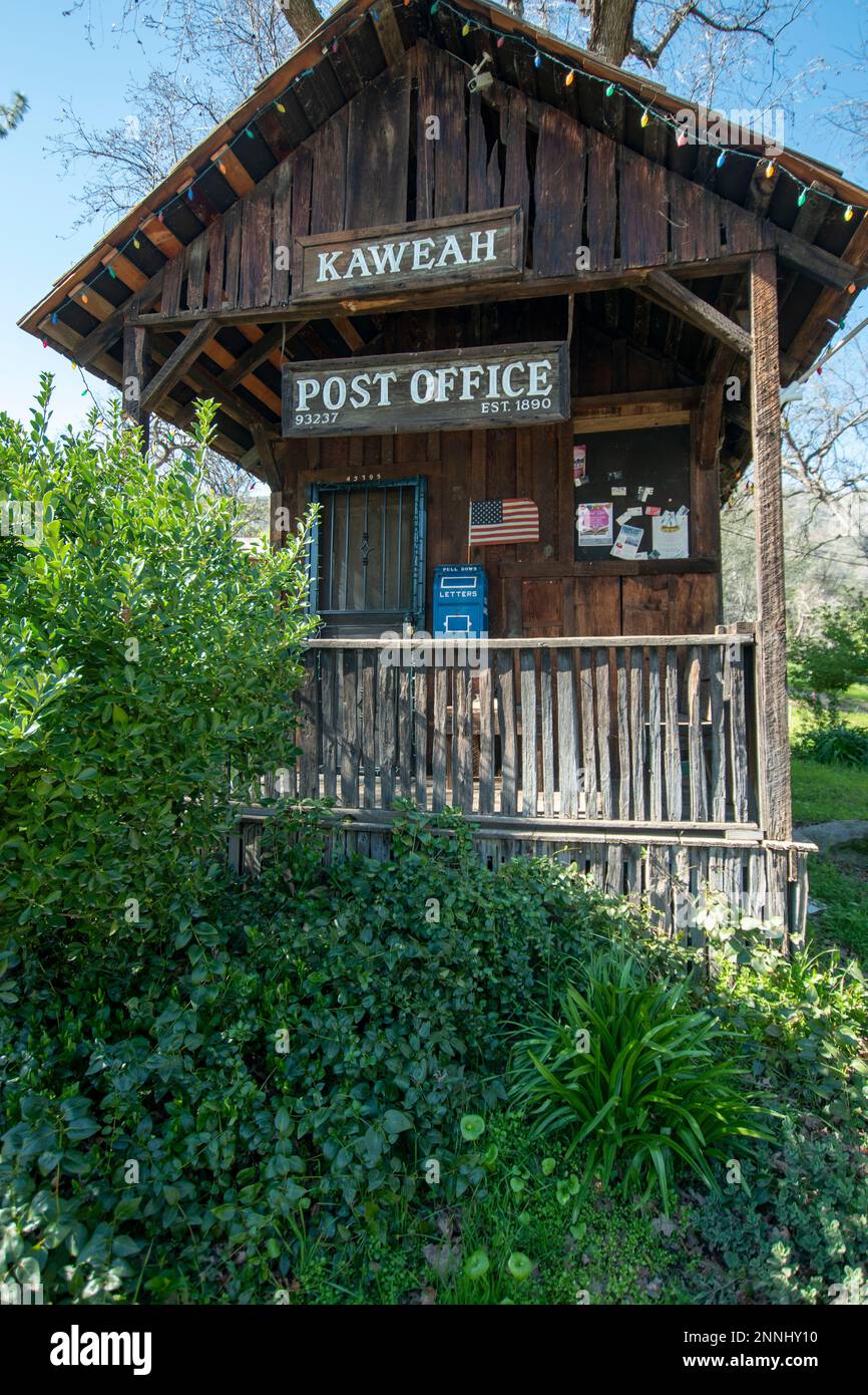 The Kaweah post office is a very old building in the foothills of