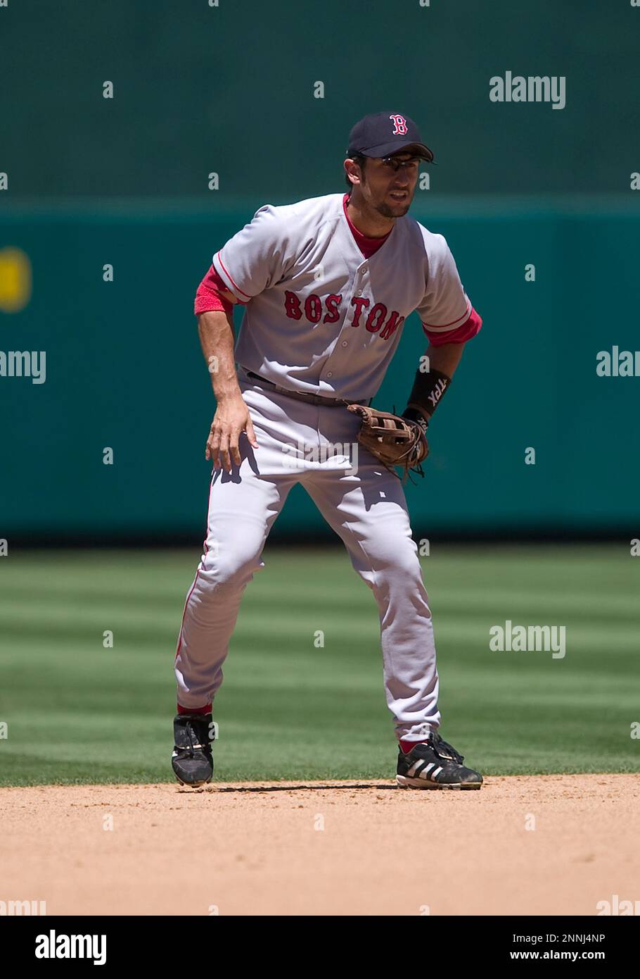 2002: Shortstop Nomar Garciaparra before a Red Sox game versus the Anaheim  Angels at Edison Field in Anaheim, CA.Mandatory Credit: John Cordes/Icon  SMI (Icon Sportswire via AP Images Stock Photo - Alamy