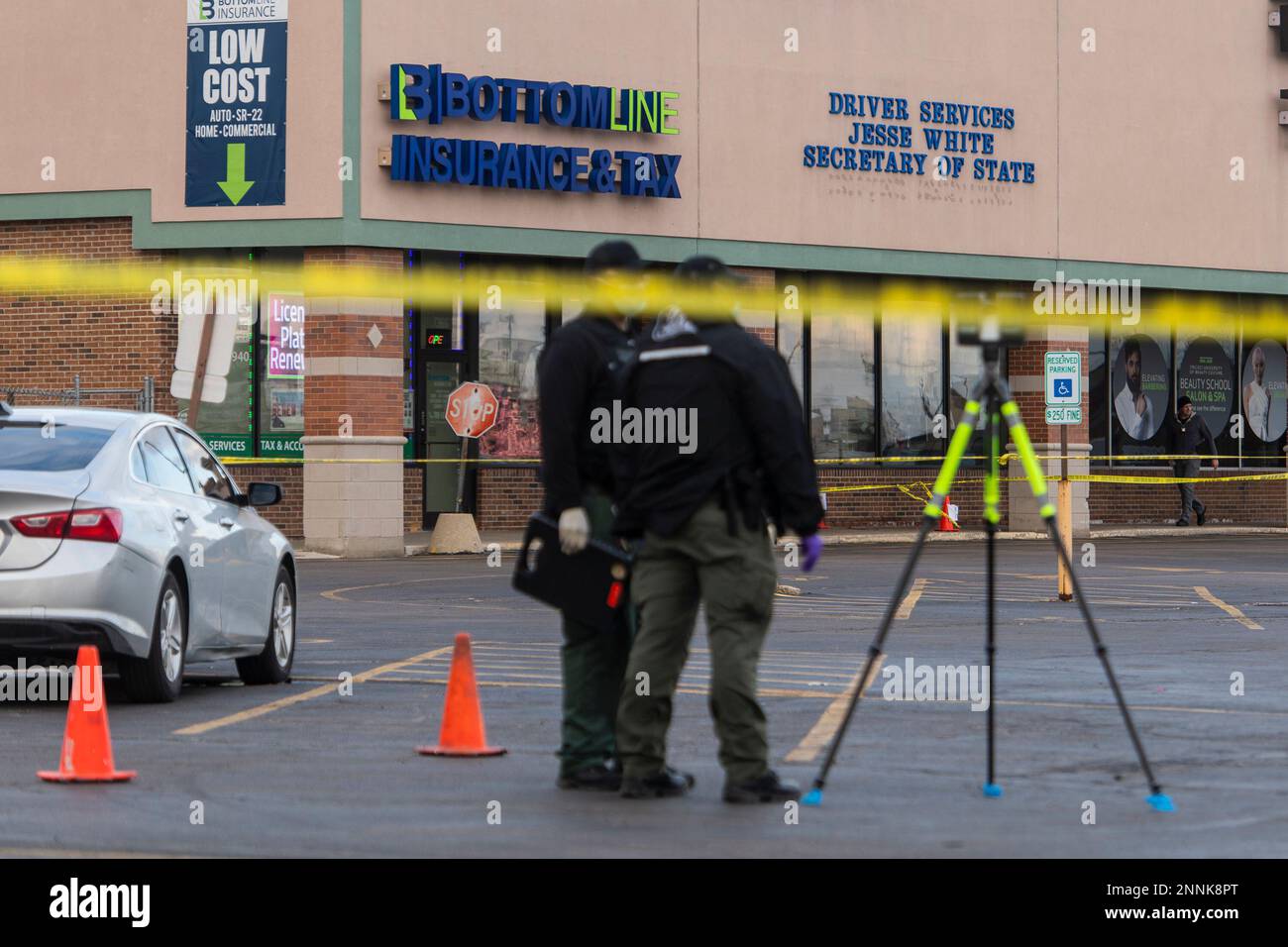 Police from many local law enforcement agencies, including Illinois