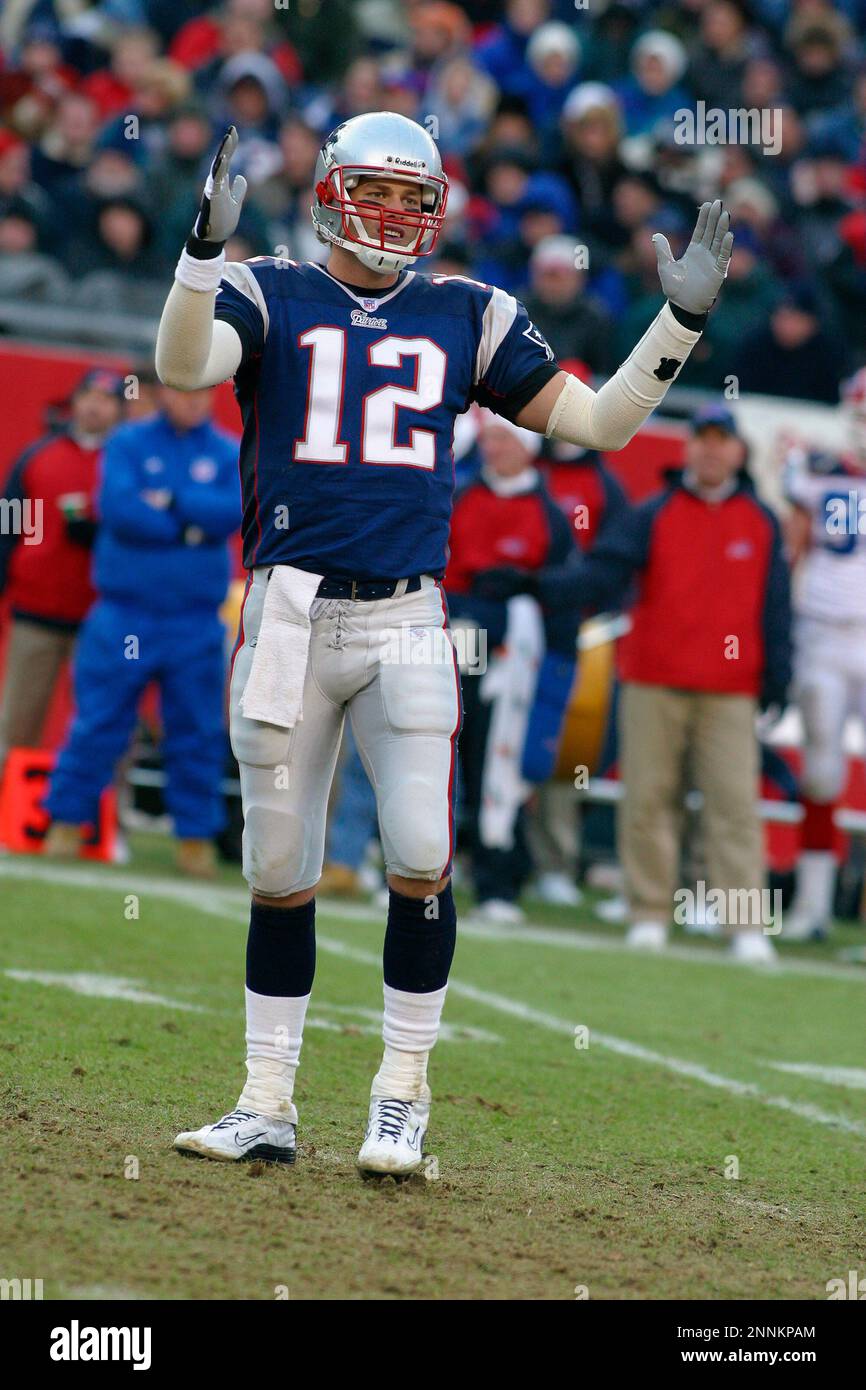 8 Dec 2002: Tom Brady of the New England Patriots during the