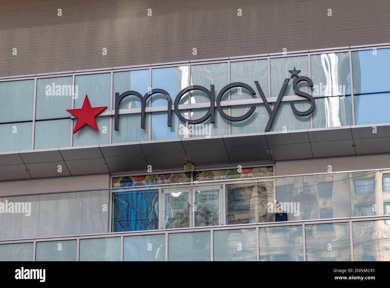 A picture of a Macy's department store Stock Photo Alamy