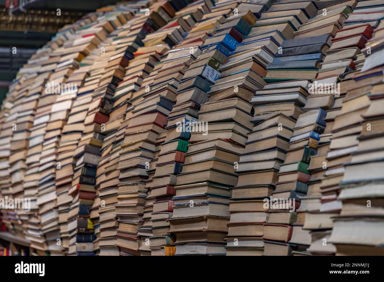 A picture of a book tunnel inside The Last Bookstore Stock Photo Alamy