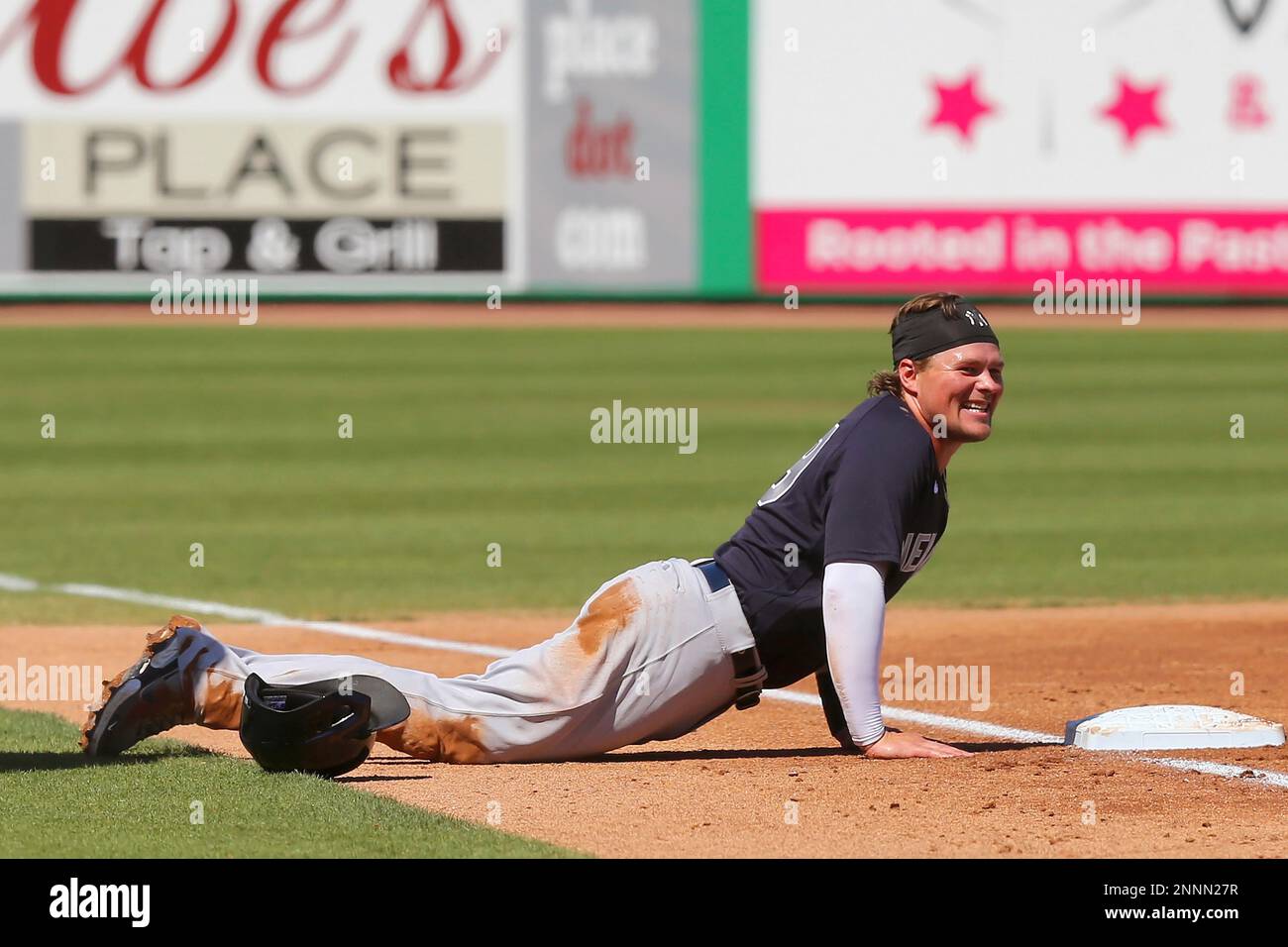 MLB official spring training gear: Here's how to get Philadelphia