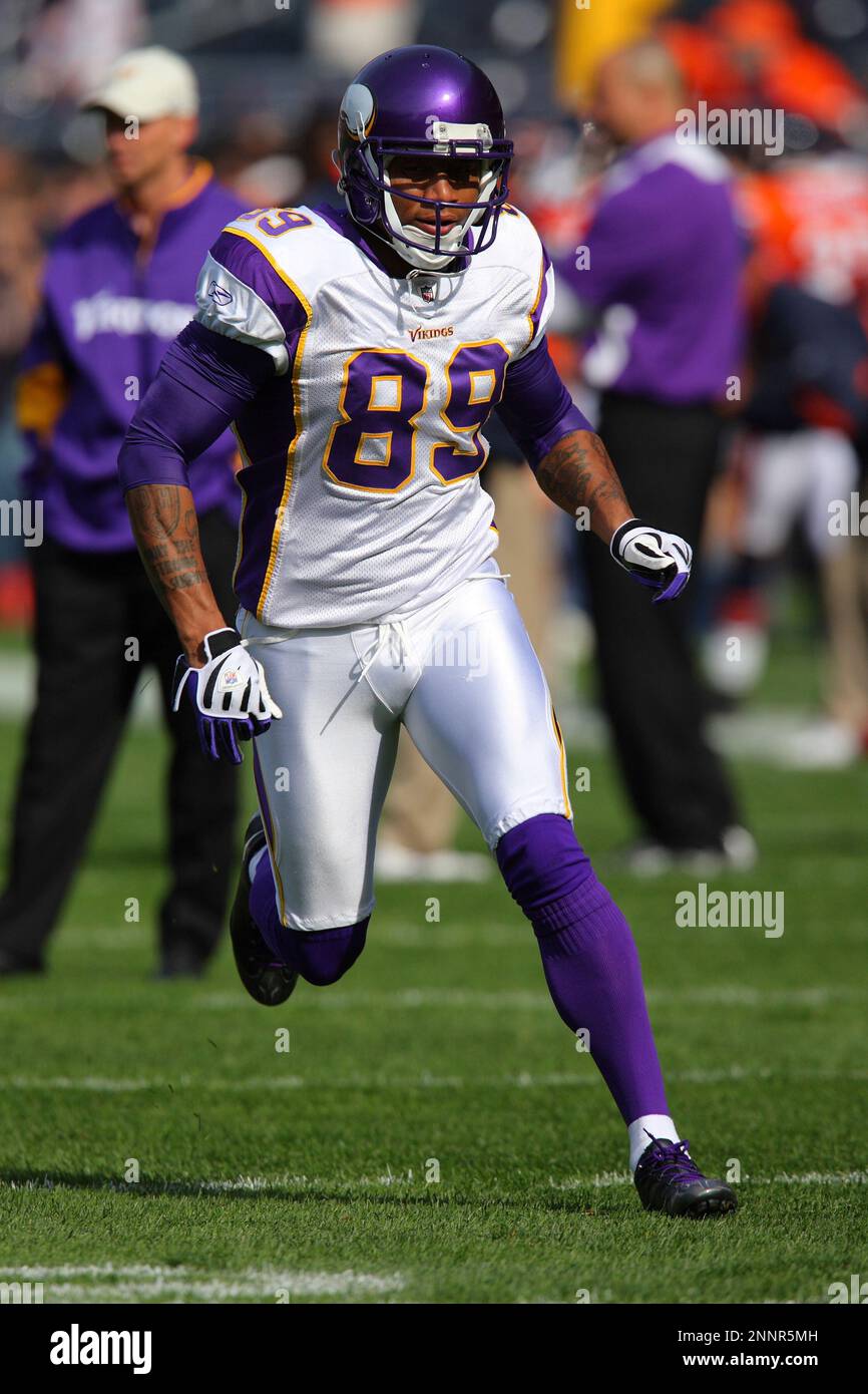 19 October 2008: Minnesota Vikings wide receiver Robert Ferguson (89) takes  pre-game warm-ups. The Bears defeated the Vikings by a score of 48 to 41 at  Soldier Field, Chicago, Illinois. (Icon Sportswire